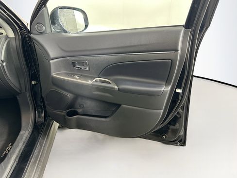 Used 2024 Mitsubishi Outlander Sport SE image 30