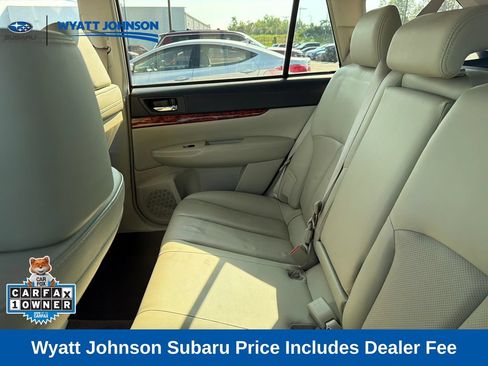 Used 2011 Subaru Outback 2.5i Limited AWD/4WD image 13