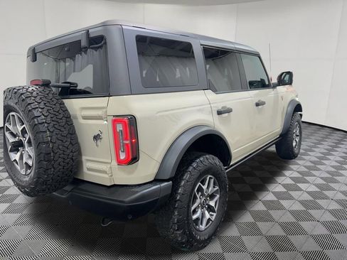 Used 2025 Ford Bronco Badlands AWD/4WD image 7