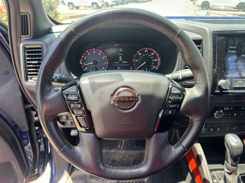 Used 2022 Nissan Frontier PRO-4X AWD/4WD image 20
