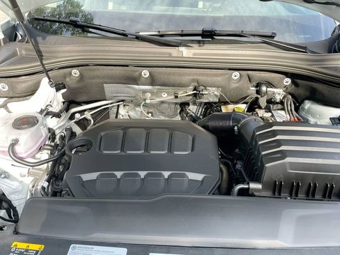 New 2025 Volkswagen Atlas Peak Edition SE image 53