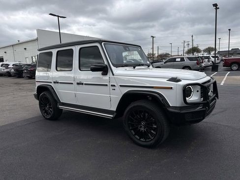 Used 2022 Mercedes-Benz G 550 image 7