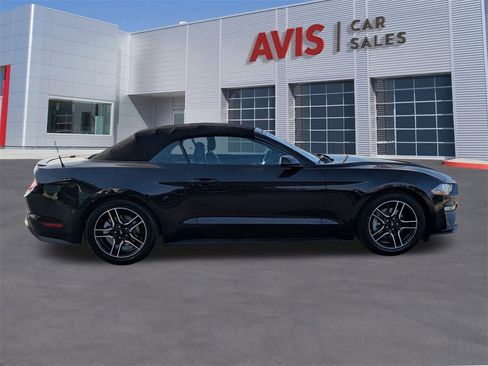 Used 2023 Ford Mustang Premium image 5