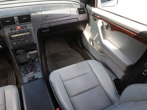 Used 2000 Mercedes-Benz C 280 Sedan image 22