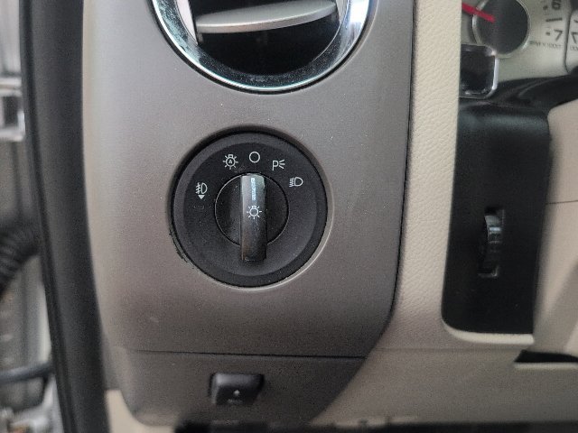 Used 2012 Ford Expedition EL XLT w/ Leather Seating Pkg AWD/4WD image 15