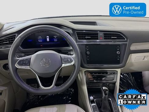 Certified 2024 Volkswagen Tiguan SE AWD/4WD image 21