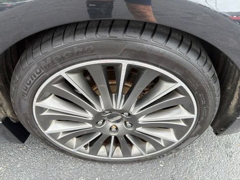 Used 2014 Lincoln MKZ AWD image 26