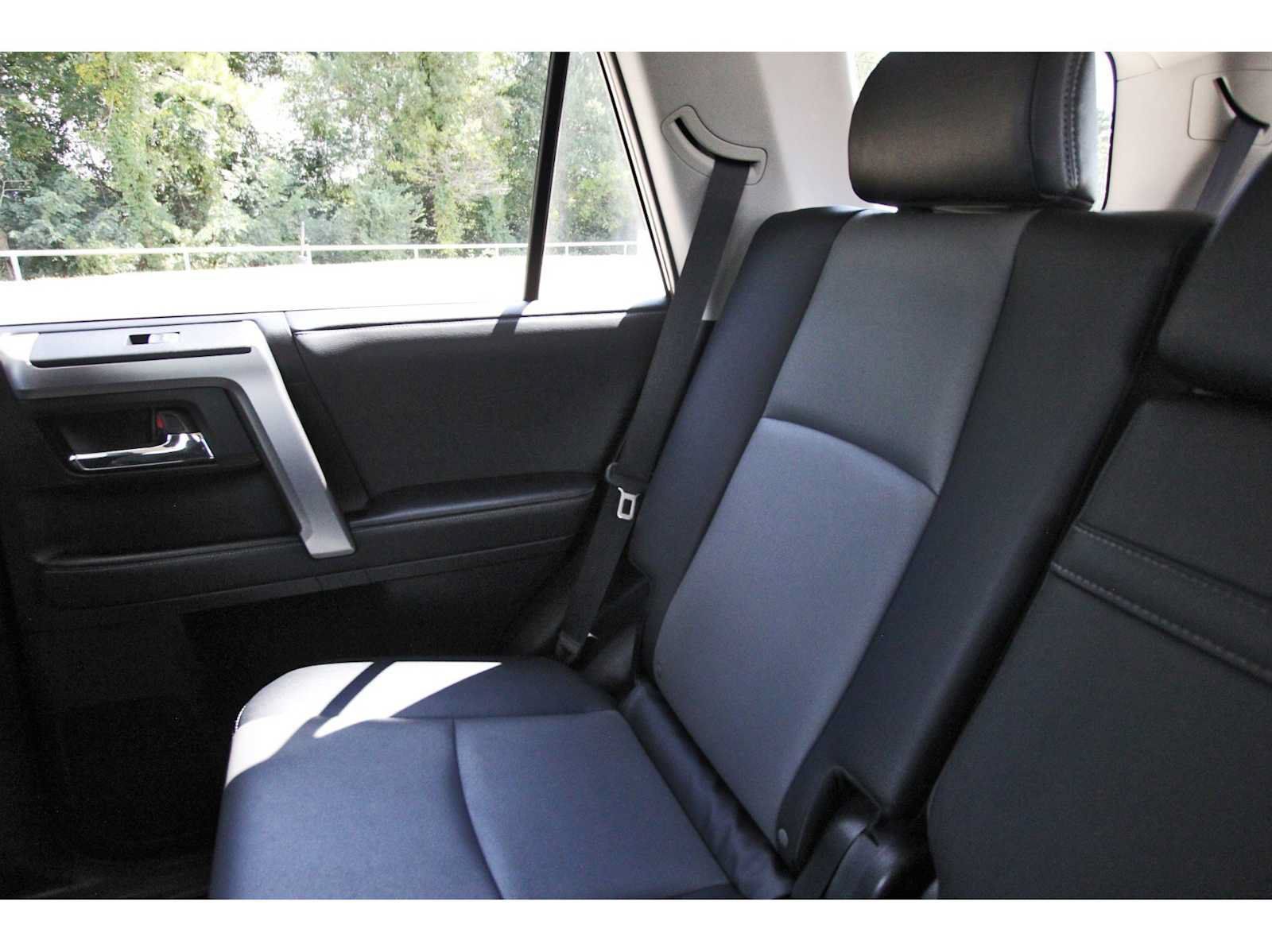 Used 2023 Toyota 4Runner SR5 Premium w/ Moonroof Package RWD image 9