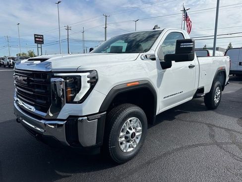 New 2025 GMC Sierra 2500 Pro w/ Convenience Package AWD/4WD image 5