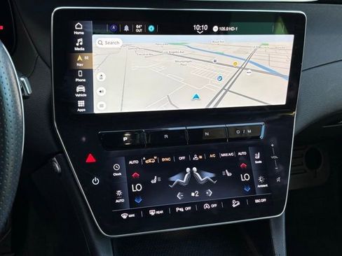 Used 2024 Maserati Grecale GT image 15