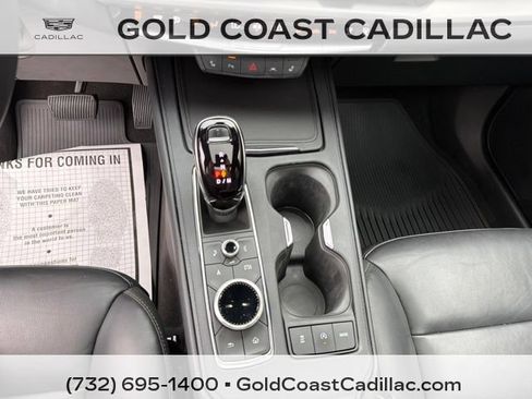 Used 2024 Cadillac XT4 Luxury w/ Cold Weather Package AWD/4WD image 25