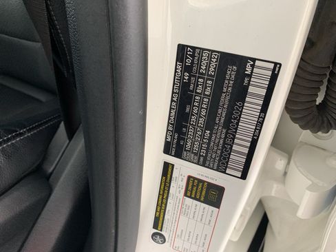 Used 2018 Mercedes-Benz GLC 300 image 13