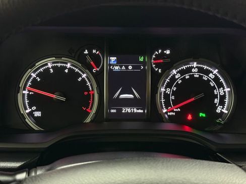 Used 2021 Toyota 4Runner Limited image 16