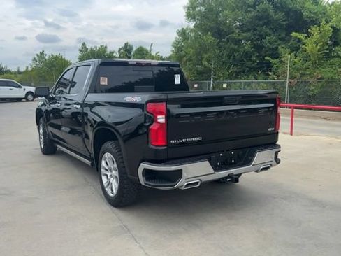 Used 2022 Chevrolet Silverado 1500 LTZ w/ Technology Package AWD/4WD image 5