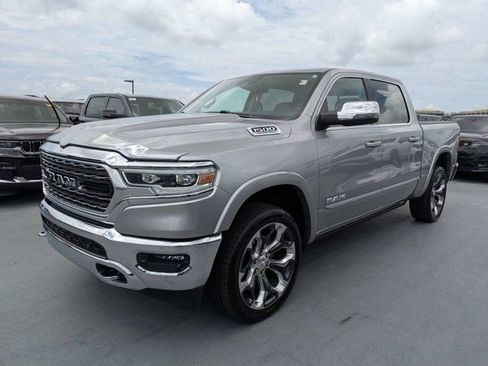 Used 2024 RAM 1500 Limited AWD/4WD image 7