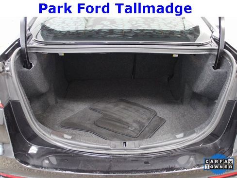 Used 2019 Ford Fusion SE image 5