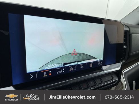 Used 2024 Chevrolet Silverado 1500 LT Trail Boss w/ LT Trail Boss Premium Package image 16