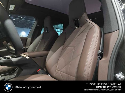 New 2026 BMW iX xDrive60 image 21