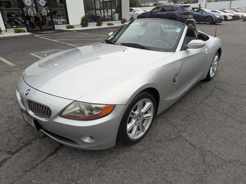 Used 2004 BMW Z4 3.0i RWD image 34