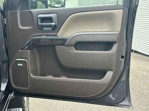 Used 2016 GMC Sierra 2500 Denali w/ Duramax Plus Package AWD/4WD image 14