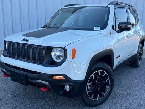 Used 2023 Jeep Renegade Trailhawk AWD/4WD image 1