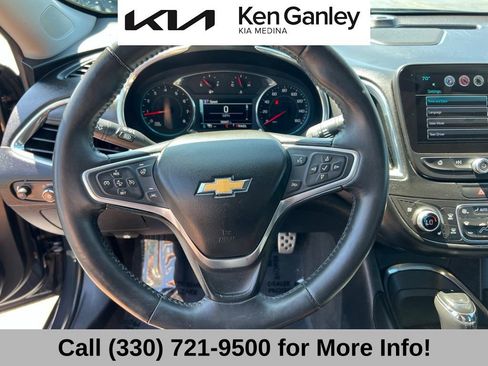 Used 2016 Chevrolet Malibu Premier w/ Driver Confidence Package II FWD image 31