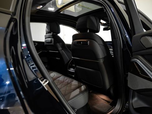 Used 2025 BMW X6 xDrive40i image 43