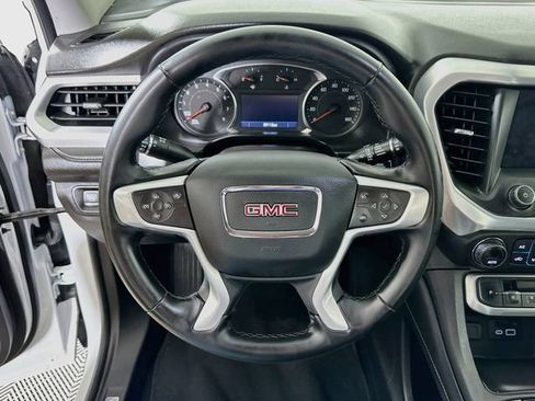 Used 2023 GMC Acadia SLT AWD/4WD image 14