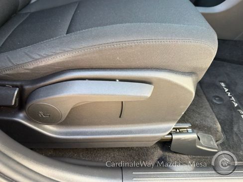 Used 2025 Hyundai Santa Fe SE FWD image 14