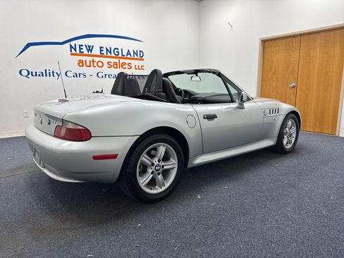 Used 2000 BMW Z3 2.5i RWD image 5