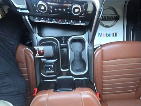 Used 2023 GMC Sierra 1500 Denali Ultimate AWD/4WD image 16