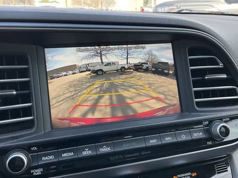 Used 2020 Hyundai Elantra Limited w/ Ultimate Package 03 image 22