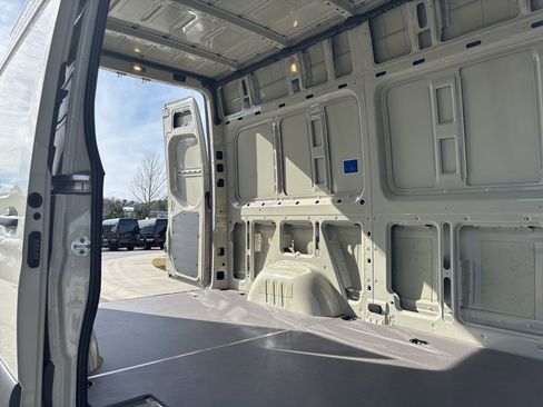 New 2026 Mercedes-Benz Sprinter 2500 image 17