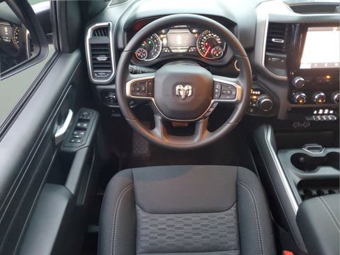 Certified 2026 RAM 1500 Express AWD/4WD image 8