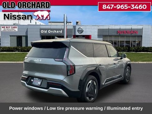 Used 2024 Kia EV9 Land AWD/4WD image 6