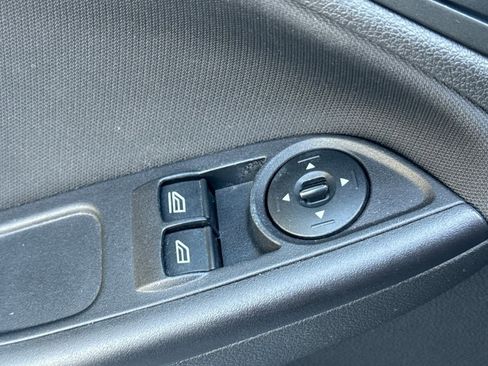 Used 2018 Ford Focus S image 12