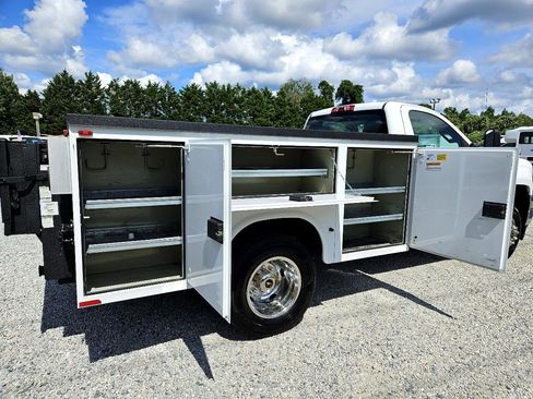 Used 2015 Chevrolet Silverado 3500 W/T image 21