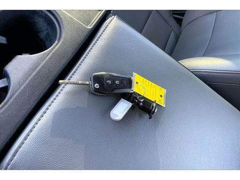 Used 2024 Ford F150 XL image 12