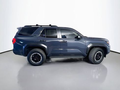 Used 2025 Toyota 4Runner TRD Off-Road Premium image 9