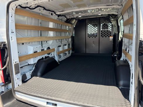 Used 2025 Ford Transit 250 Low Roof w/ Exterior Upgrade Package RWD image 26