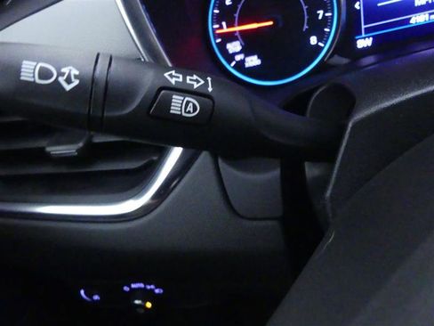 Used 2023 Chevrolet Equinox LT image 17