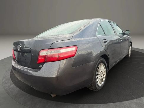 Used 2007 Toyota Camry SE FWD image 3