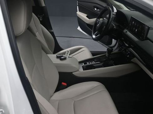 Used 2024 Honda Accord Touring image 19