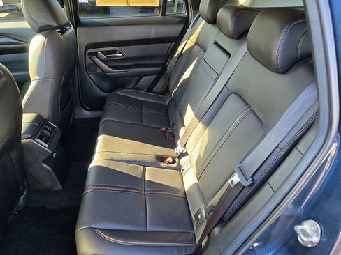 Certified 2025 MAZDA CX-50 2.5 Hybrid w/ Premium Plus Pkg image 10