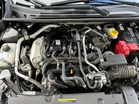 Used 2025 Nissan Sentra SV FWD image 30