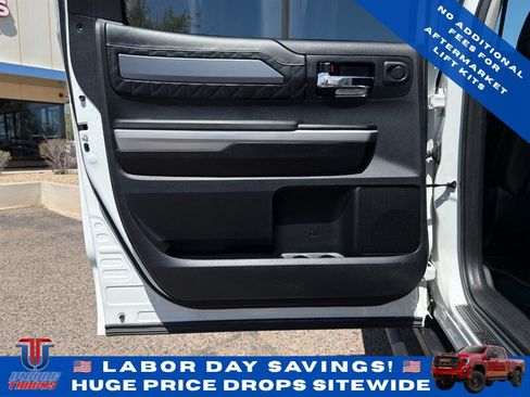 Used 2018 Toyota Tundra Platinum AWD/4WD image 27
