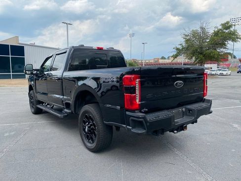 Used 2023 Ford F250 XLT w/ Black Appearance Package AWD/4WD image 5