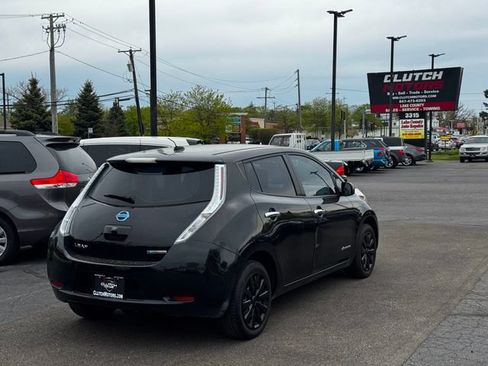 Used 2014 Nissan Leaf S w/ Charge Package FWD image 5