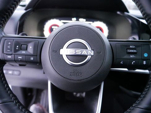 Certified 2025 Nissan Pathfinder Platinum w/ Cargo Package image 25