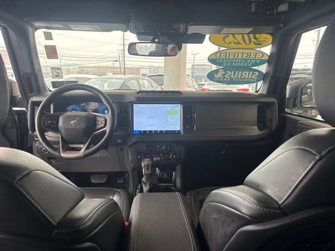 Certified 2025 Ford Bronco Badlands AWD/4WD image 13